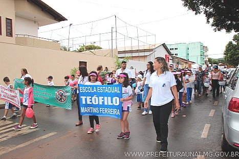 PSF Divineia e Escola Teófilo Martins “caminham” unidos contra a dengue