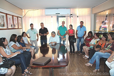 Aulas na rede municipal começam em 11 de março, se o Governo de Minas regularizar situação das prefeituras