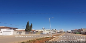 LED já ilumina canteiro central da avenida Vereador João Narciso, no bairro Cachoeira