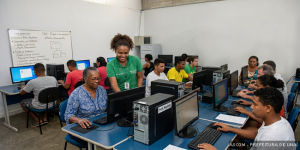 CadÚnico certifica  mais de 90 alunos em Informática Básica e capacitações