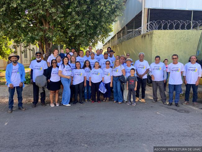 alunos-da-educacao-de-jovens-e-adultos-eja-visitam-a-agrobrasilia