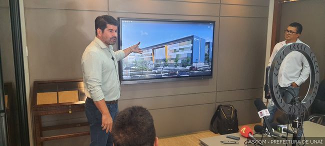 prefeito-reune-vereadores-e-imprensa-para-falar-das-obras-do-hospital-regional-da-duplicacao-da-mg-188-e-do-anel-viario-de-unai